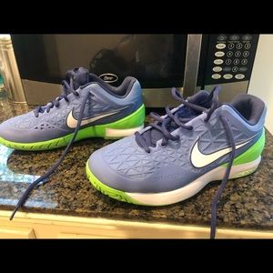 Nike Zoom Tennis Shoes